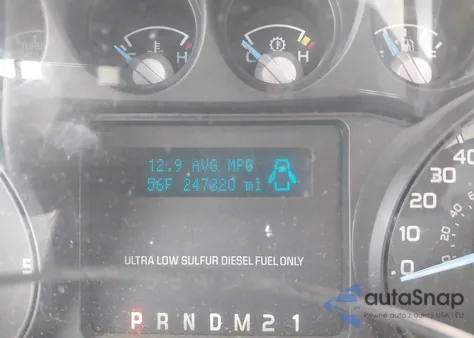 2011 Ford E-350 z USA, uszkodzony, nr VIN 1FT8W3BT5BEC24414